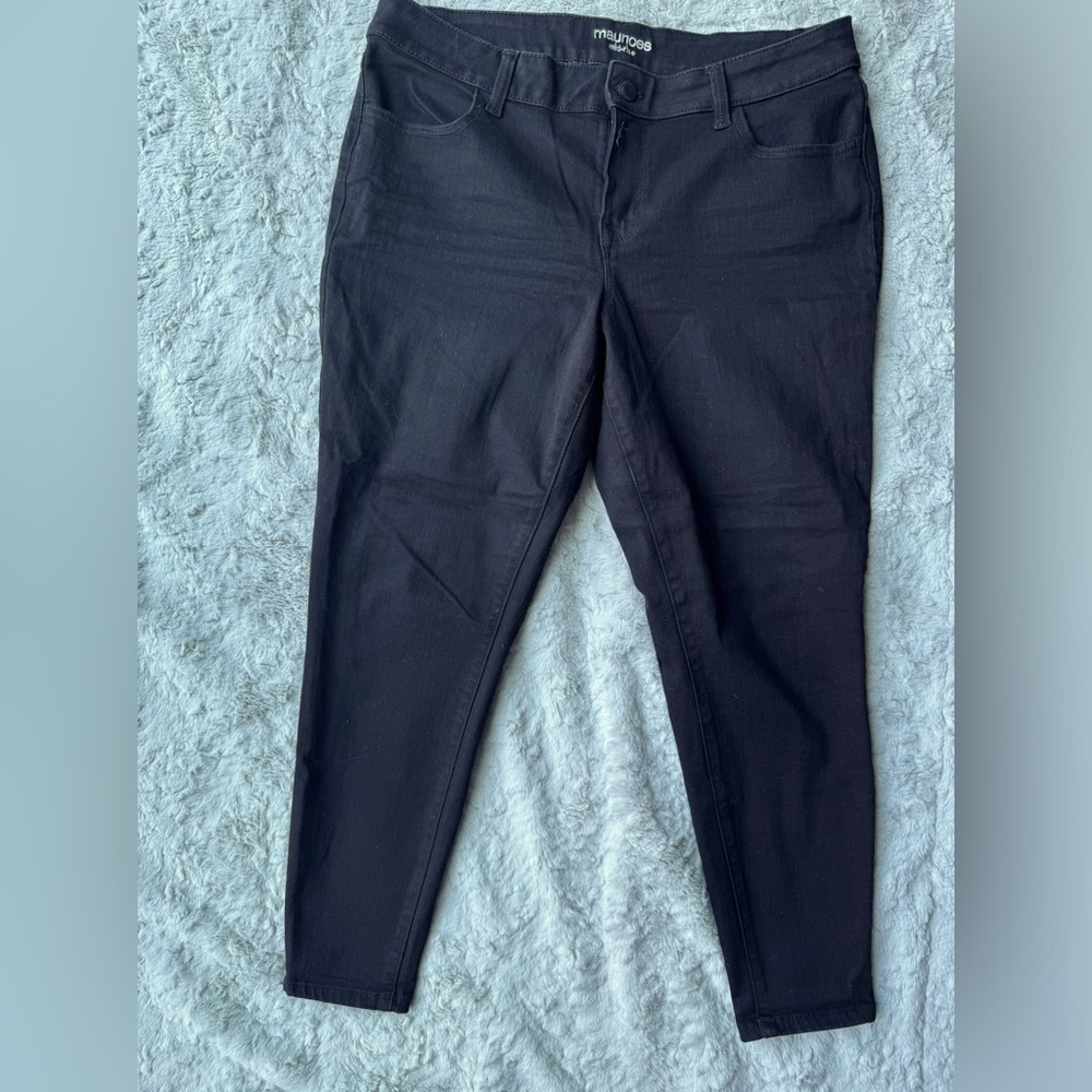 Maurice’s black skinny jeans xl short